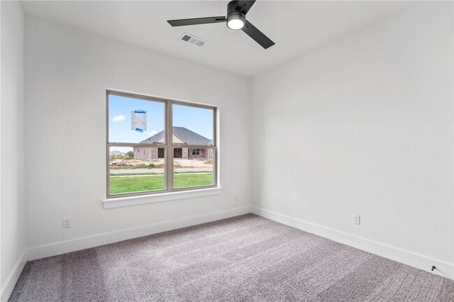 Building Photo - 110 N Banner Ave