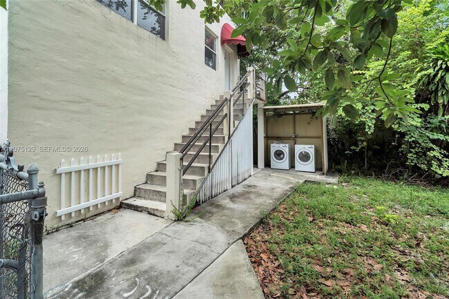 Building Photo - 1137 NW 29th Terrace