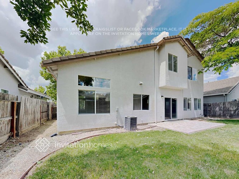 Building Photo - 9255 Boulder Falls Ct
