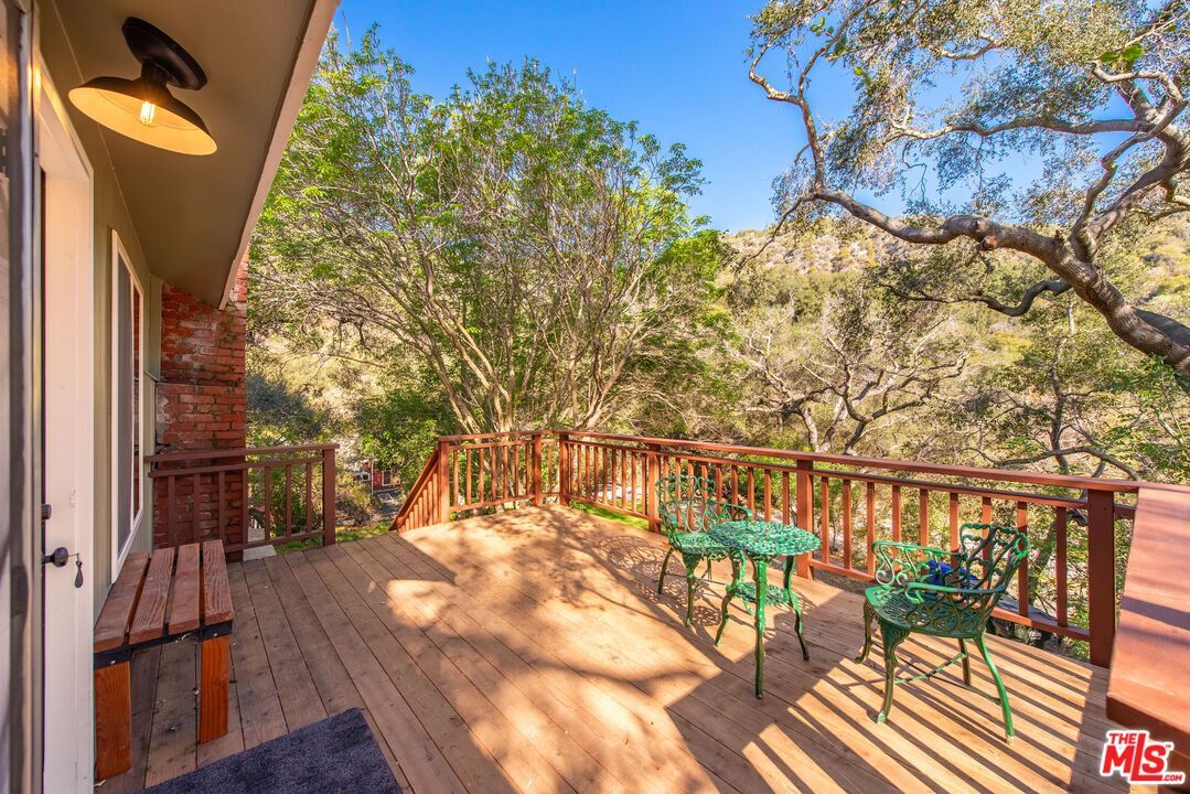 Building Photo - 800 N Topanga Canyon Blvd