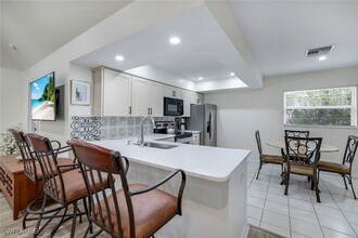 Building Photo - 156 Sabal Lake Dr