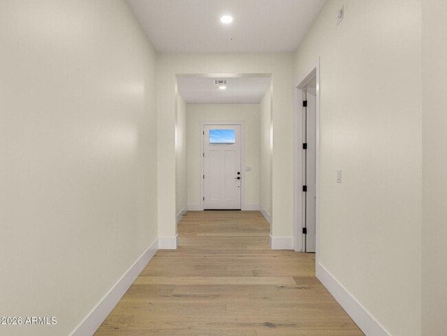 Building Photo - 3002 N 53rd Pl