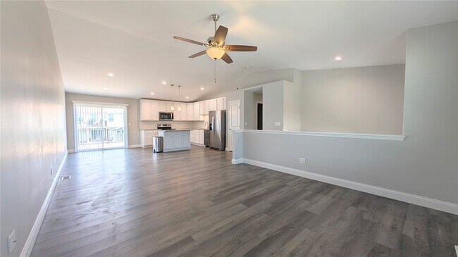 Building Photo - 1117 Baseball Dr