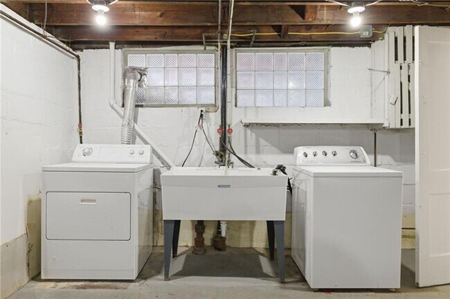 Building Photo - Beautiful Home for Rent