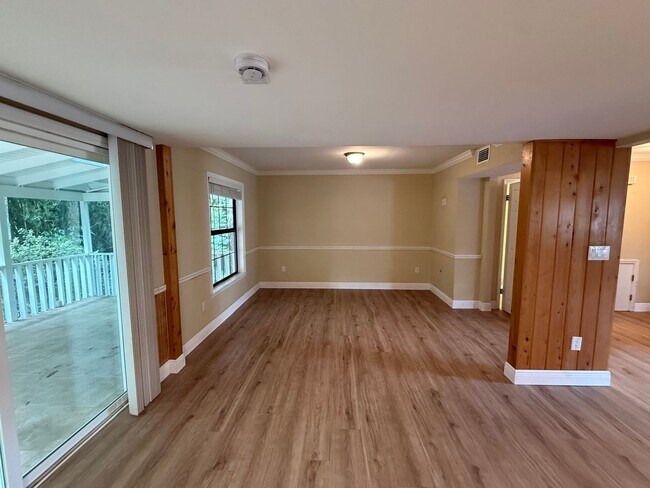 Building Photo - 2 Story Home in Heatherwood