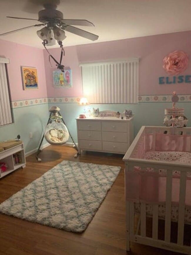 Building Photo - 5430 Guildcrest St