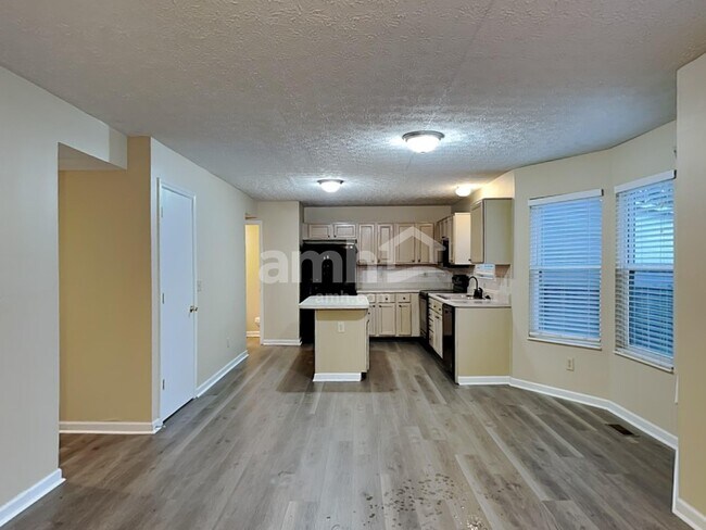 Building Photo - 7366 Murrayfield Dr