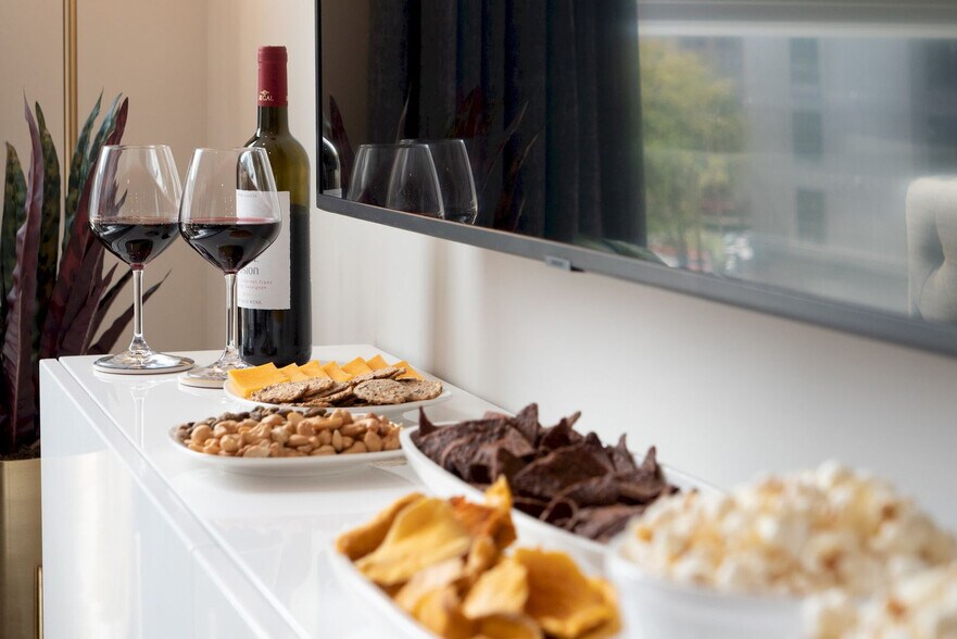 Building Photo - 240 Congress Ave