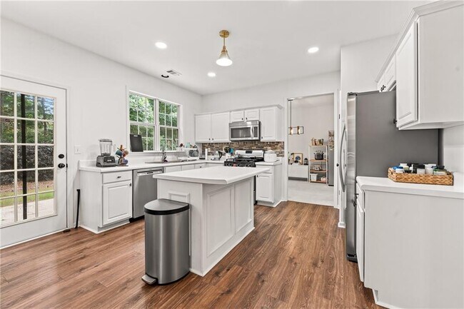 Building Photo - 5087 Wellisford Ct NW