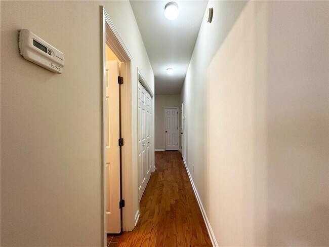 Building Photo - 2282 Spin Drift Way