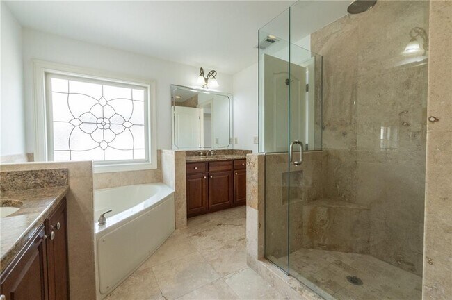 Building Photo - 2771 Durham Dr NE