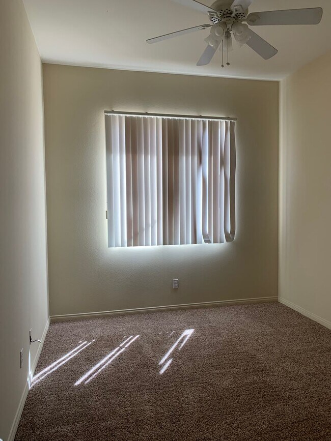 Building Photo - AVAILABLE NOW $200 off First Month Rent
