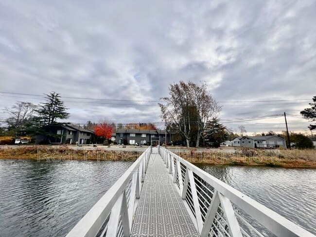 Building Photo - 7650 Birch Bay Dr