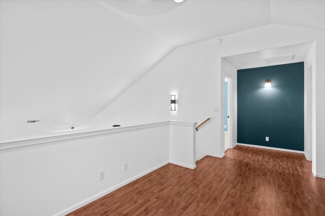Building Photo - 235 Jackson Creek Dr