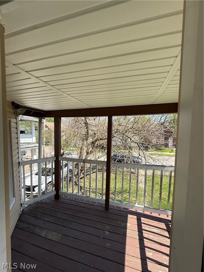 Building Photo - 3514 W 58th St
