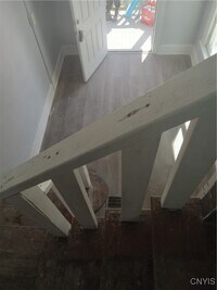Building Photo - 132 Parkway Dr