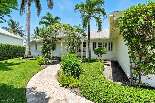 Building Photo - 205 Springline Dr