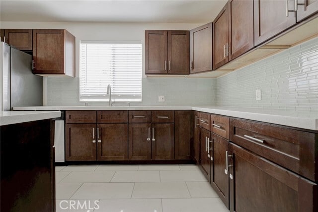 Building Photo - 12156 Vanowen St