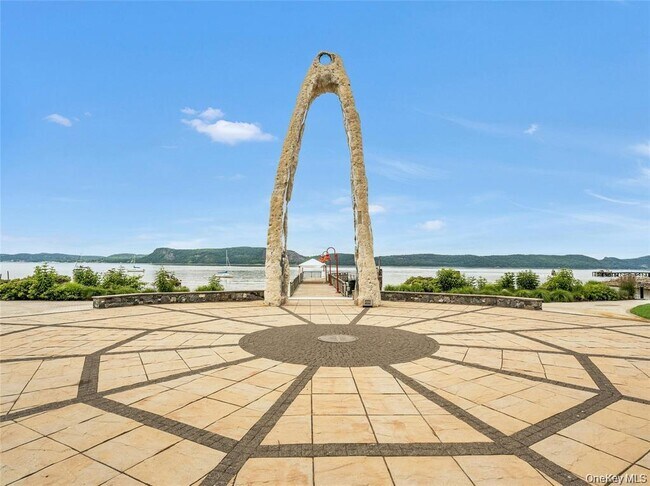 Building Photo - 56 S Highland Ave