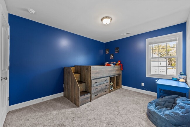 Building Photo - 878 Stormy Gale Ln