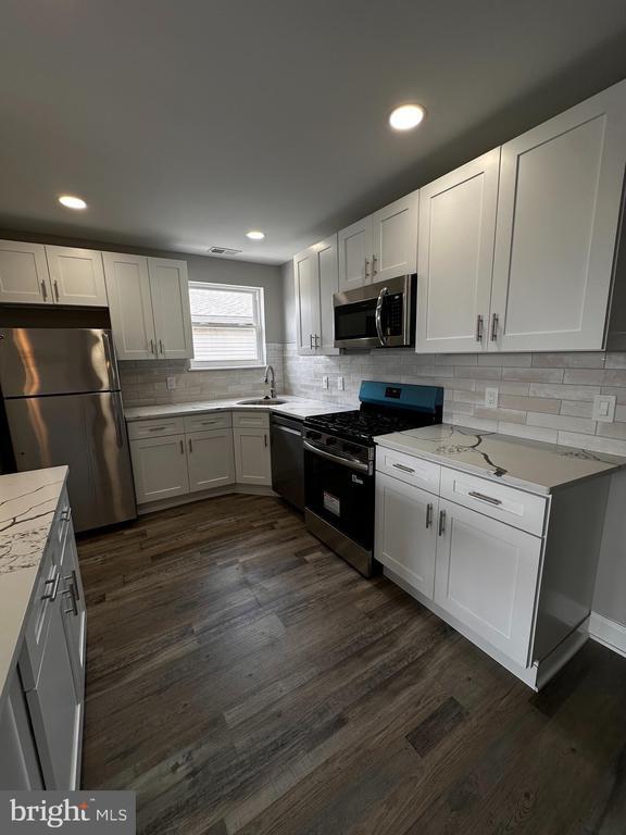 Building Photo - 1441 Vista St