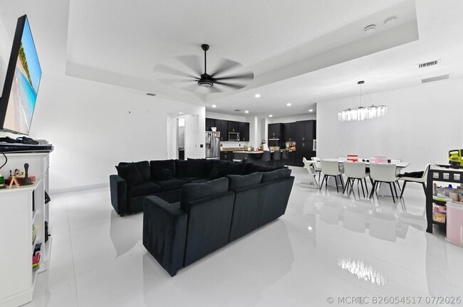 Building Photo - 7461 Moonrise Dr