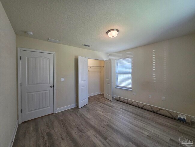 Building Photo - 4411 Fiske St