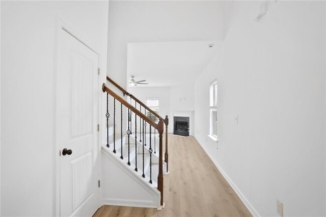 Building Photo - 2528 Morgan Chase Dr