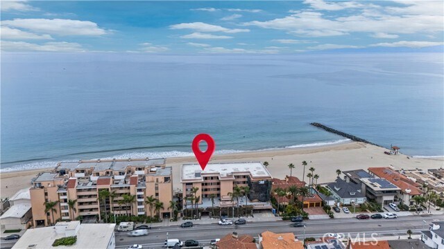 Building Photo - 721 Esplanade