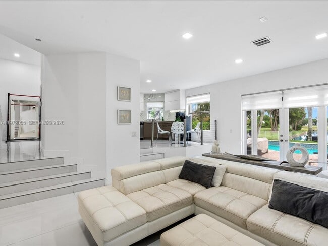 Building Photo - 1607 SW 157th Ave