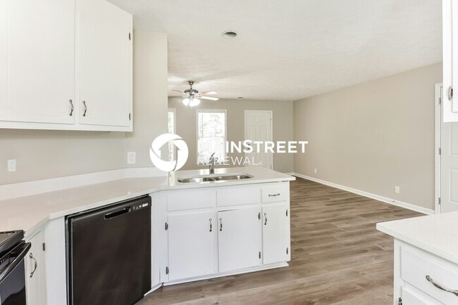 Building Photo - 3 Bedroom Pet-Friendly Home in Monroe, GA ...