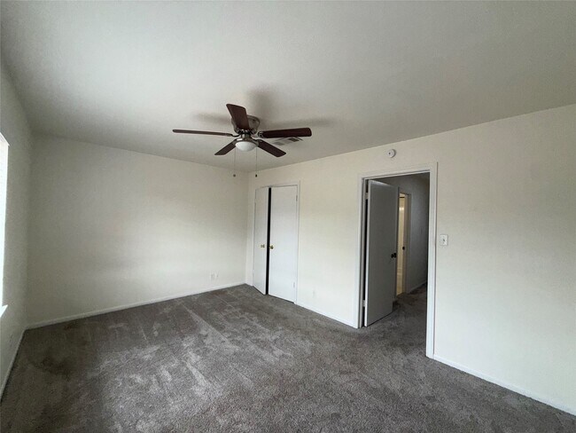 Building Photo - 2039 Winrock Blvd