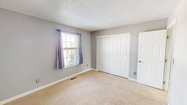 Building Photo - 2002 Jasper Ln