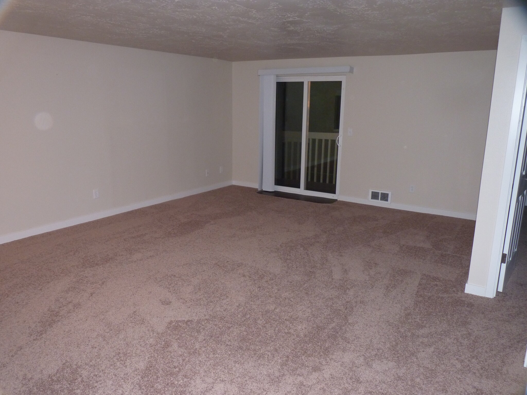 Enormous living room - 12817 4th Dr SE