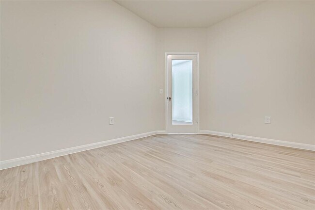 Building Photo - 16131 Kingfield Haven Dr