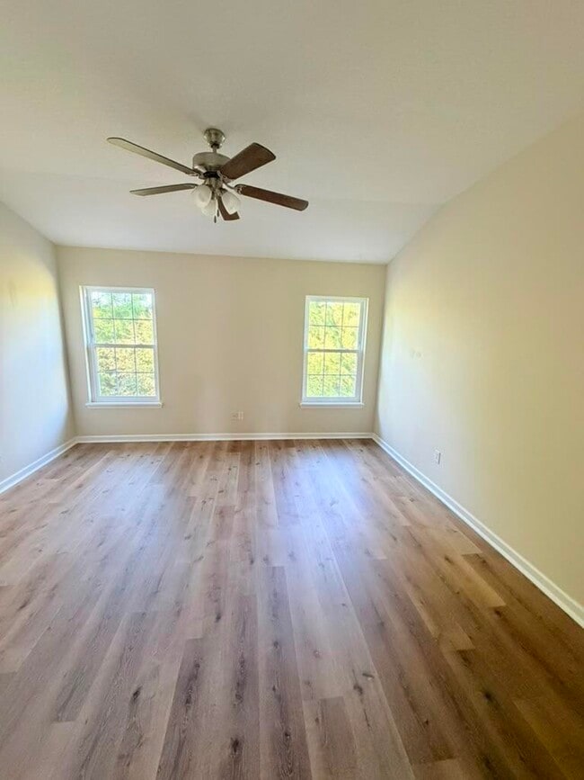 Building Photo - 1544 Biscayne Bay Dr