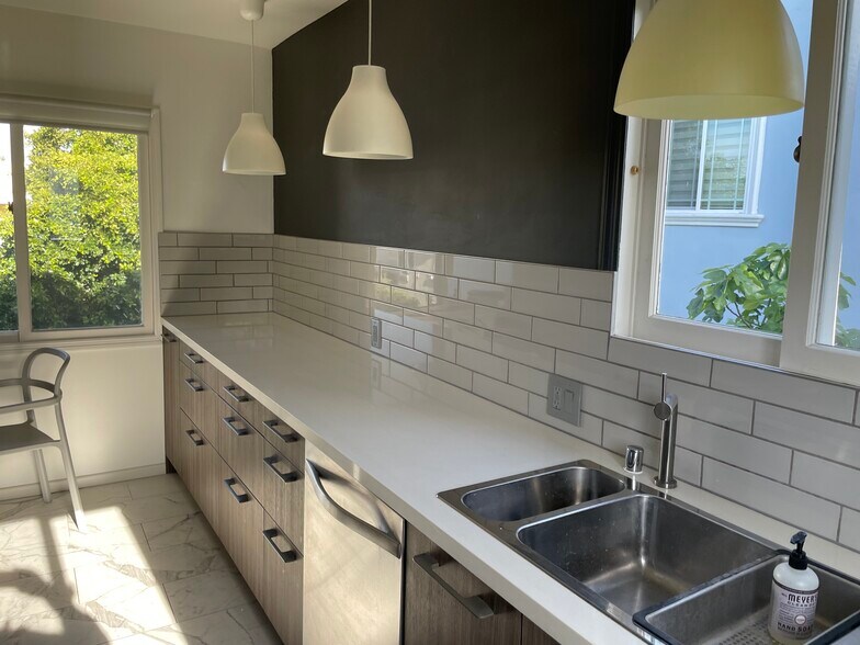 Kitchen with Chalkboard - 609 N Mariposa Ave