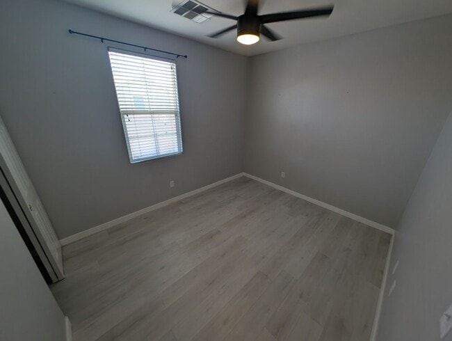 Building Photo - 9120 Alpine Grove Ave