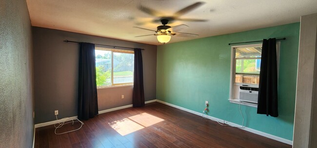 Building Photo - Charming 4 Bed, 2 Bath Home in Spokane! *S...