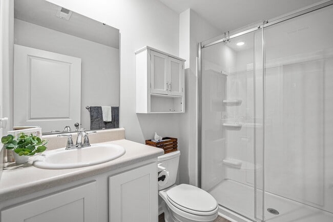 Building Photo - 402 Folkstone Rd