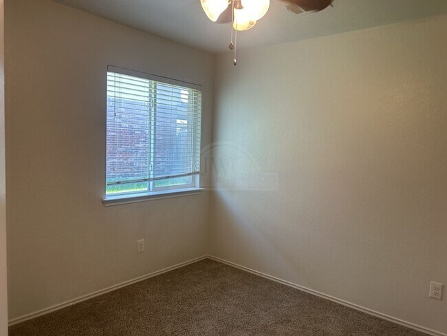 Building Photo - 6109 Malachi Ln