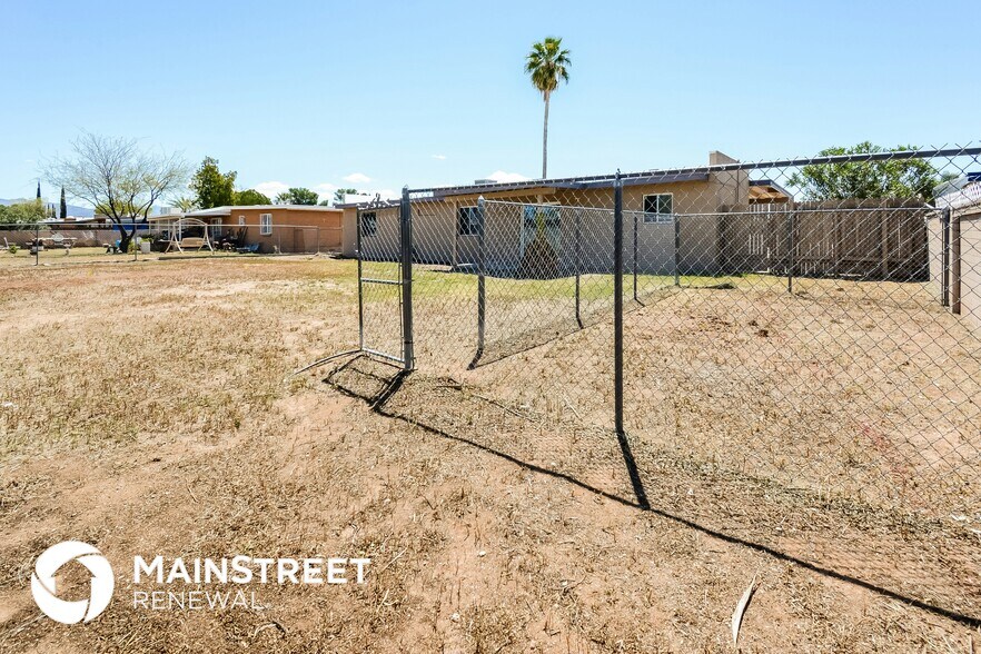 Building Photo - 7627 E 42nd St