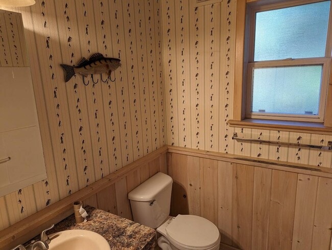 Building Photo - 134 Hanaford Rd