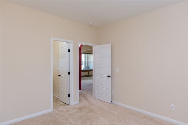 Building Photo - Village at Folkstone Home Available for Rent!