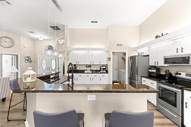 Building Photo - 6744 SW 113th Pl