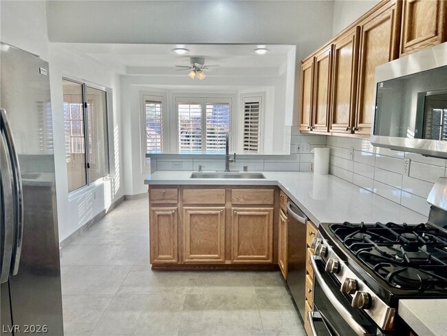 Building Photo - 10729 Clear Meadows Dr