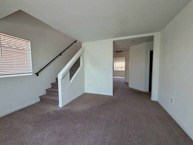 Building Photo - BEAUTIFUL 5 BED 3.5 BATH 3-STORY SINGLE FAMILY HOME WITH 2-CAR GARAGE, SUPER-SIZED LOFT & LOW-MAI...