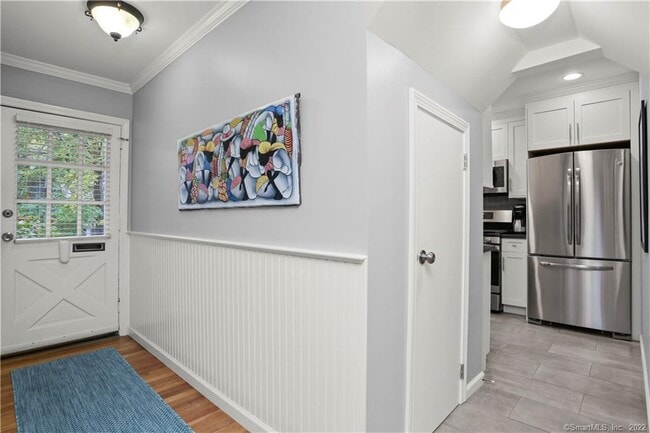 Building Photo - 245 Unquowa Rd