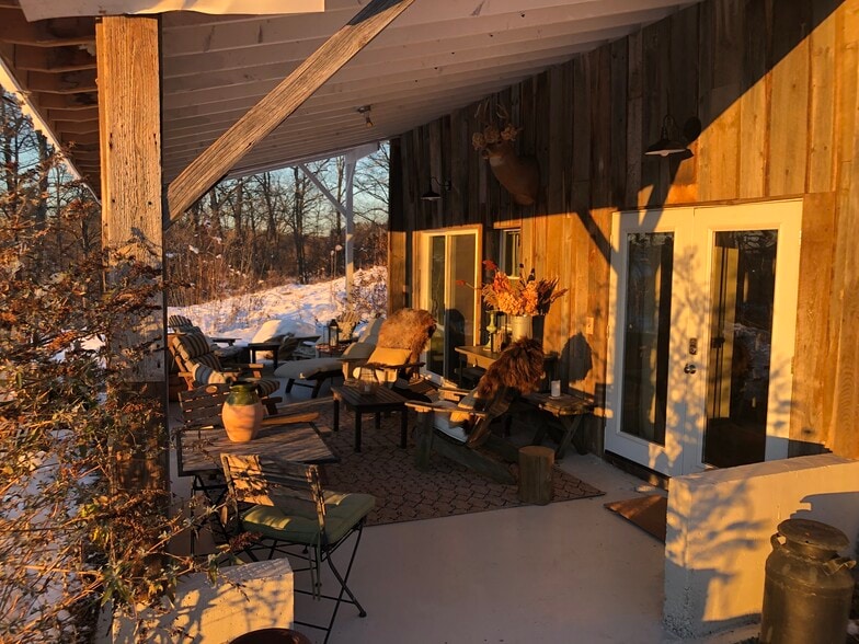 Veranda in the Winter - 388 Eichybush Rd