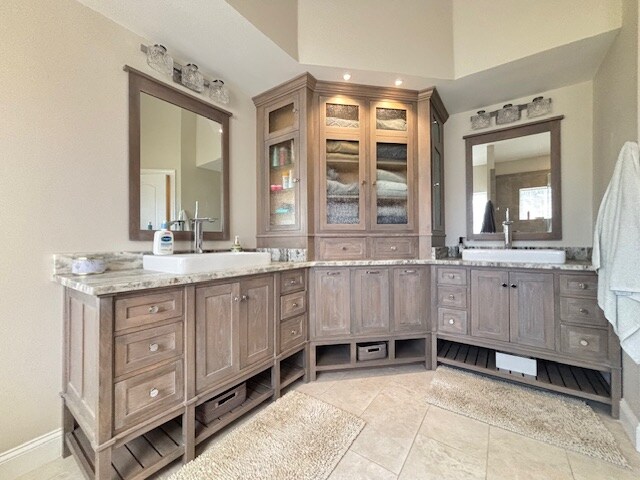 Building Photo - 534 Ria Mirada Ct